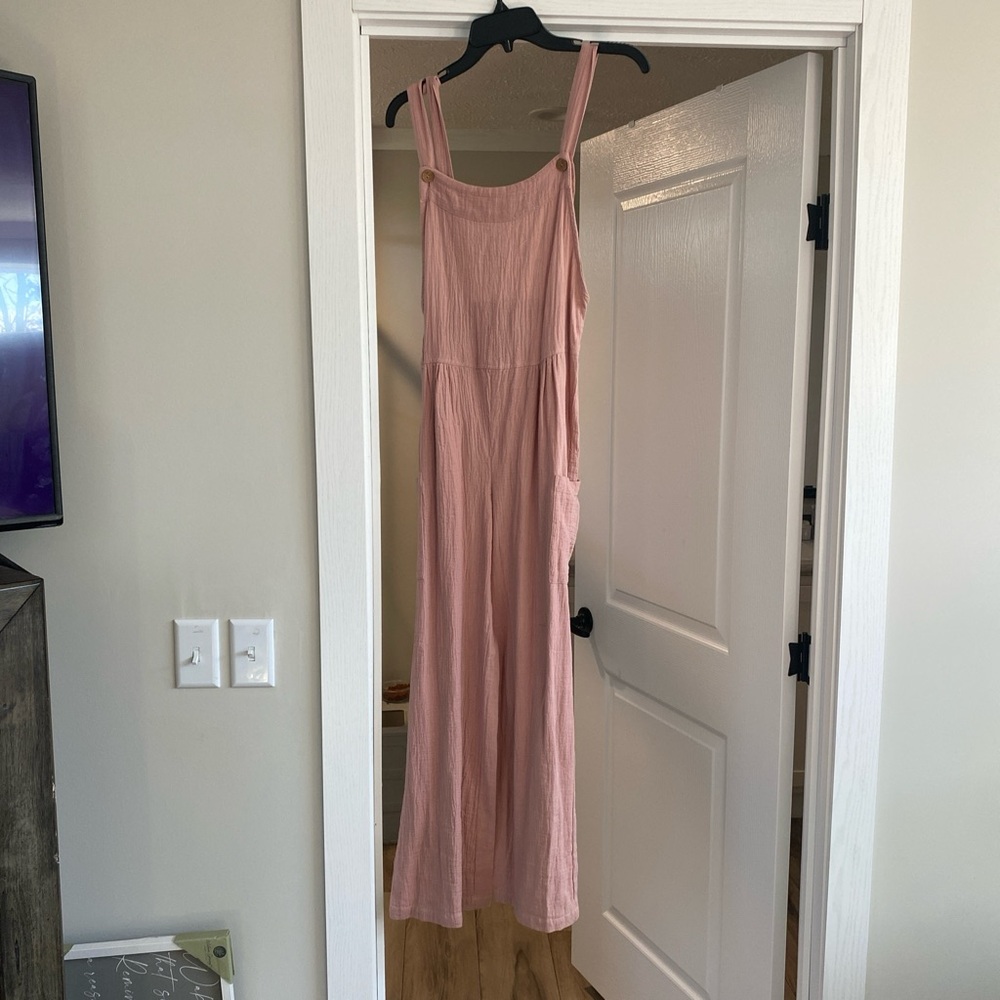 Chic Pink Sleeveless Jumpsuit